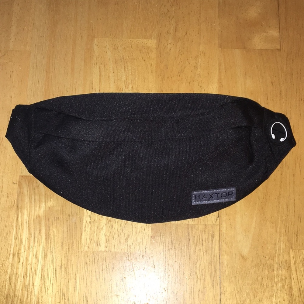 Maxtop Fanny pack black travel bag adjustable running walking pack storage bag